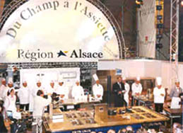1�re sc�ne de d�monstration culinaire au monde
